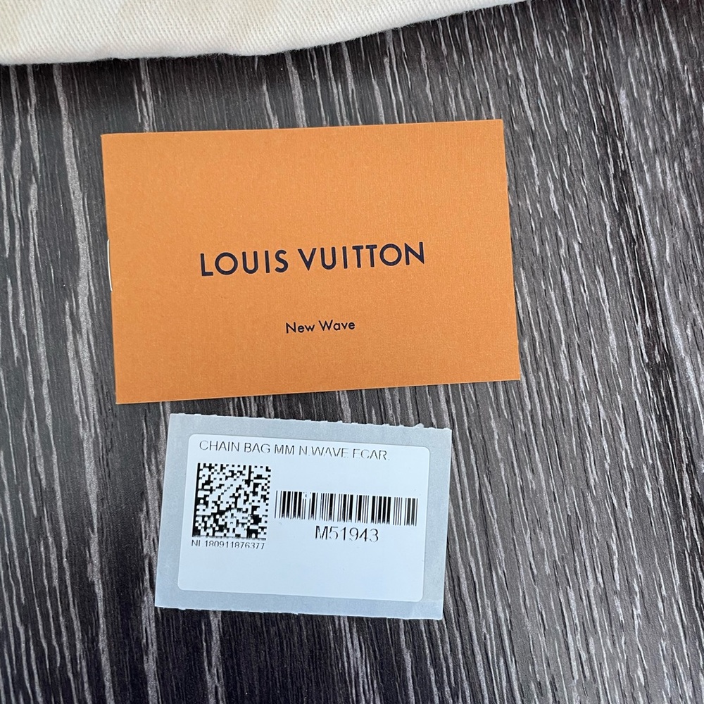 Louis Vuitton New Wave Chain Bag MM Red - Picture 11 of 13